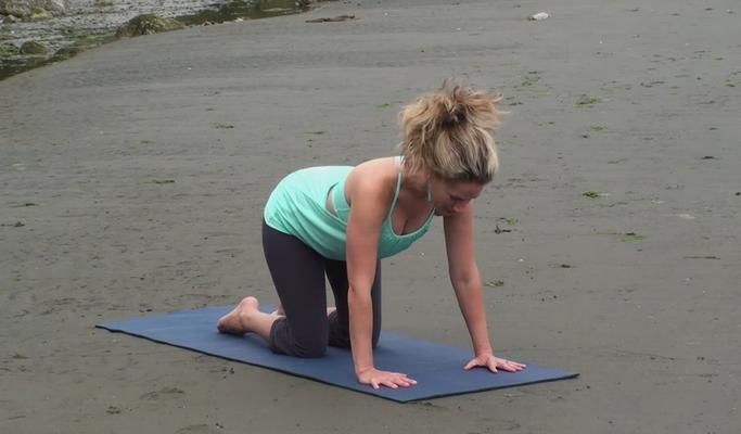 Beginners' Yoga for Shoulder Strength